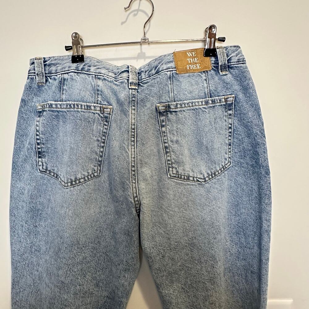 We The Free Jeans 31 Light Blue Curvy High Rise Button Fly Raw Hem Boho‎ Retro - Picture 3 of 12